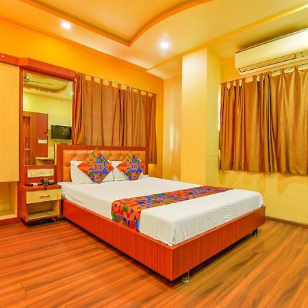 โอโย 15738 โฮเต็ล เอจี สตาร์ Hotel Gauripur  ภายนอก รูปภาพ