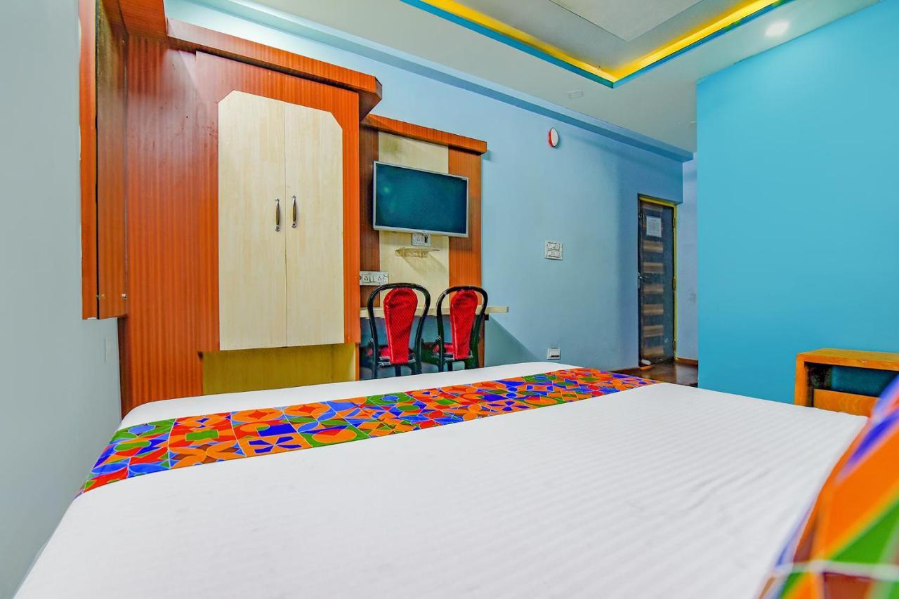 โอโย 15738 โฮเต็ล เอจี สตาร์ Hotel Gauripur  ภายนอก รูปภาพ