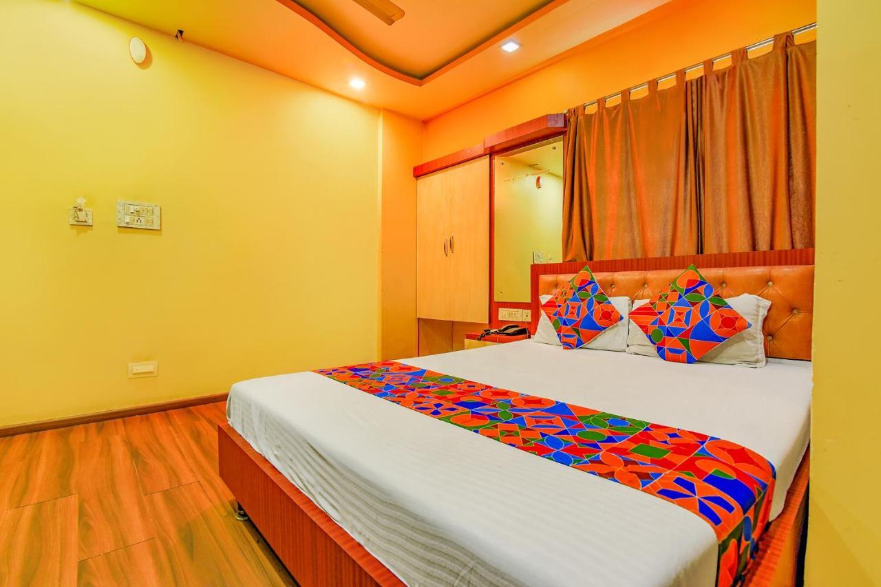 โอโย 15738 โฮเต็ล เอจี สตาร์ Hotel Gauripur  ภายนอก รูปภาพ